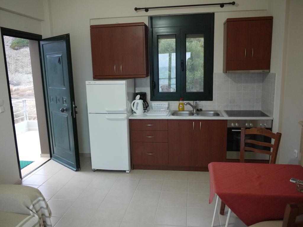 Portela Apartments Kampoula Keratokampos Bilik gambar