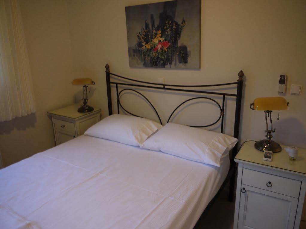 Portela Apartments Kampoula Keratokampos Luaran gambar