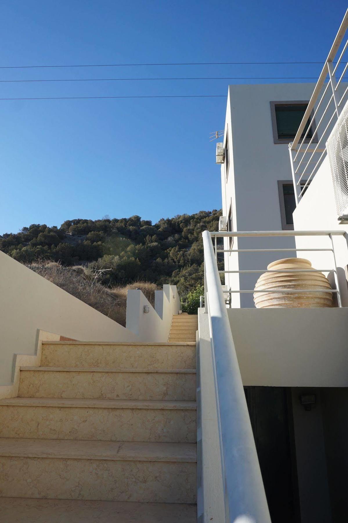 Portela Apartments Kampoula Keratokampos Luaran gambar