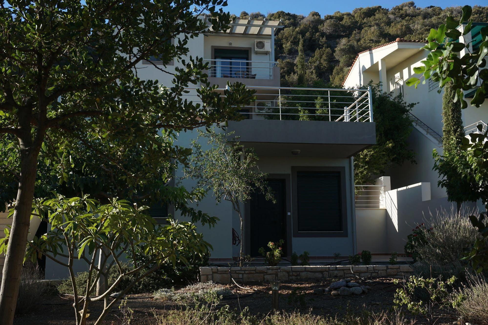 Portela Apartments Kampoula Keratokampos Luaran gambar